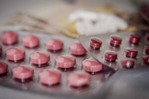 30代ママが医療脱毛で処方される薬はある？